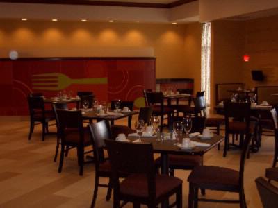 Hotel & By Ihg